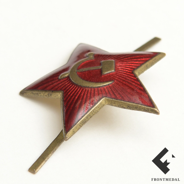 Эмблема "Красная звезда" на головной убор начальствующего состава