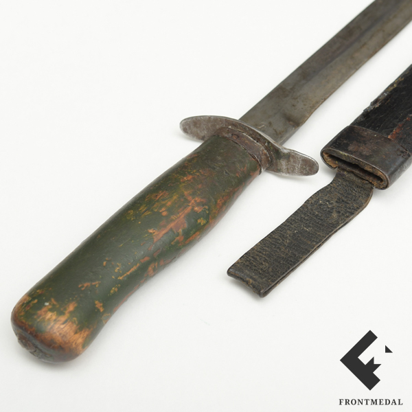 Нож разведчика НР-40 с камуфлированной рукояткой (клеймо ЗИК 1943)
