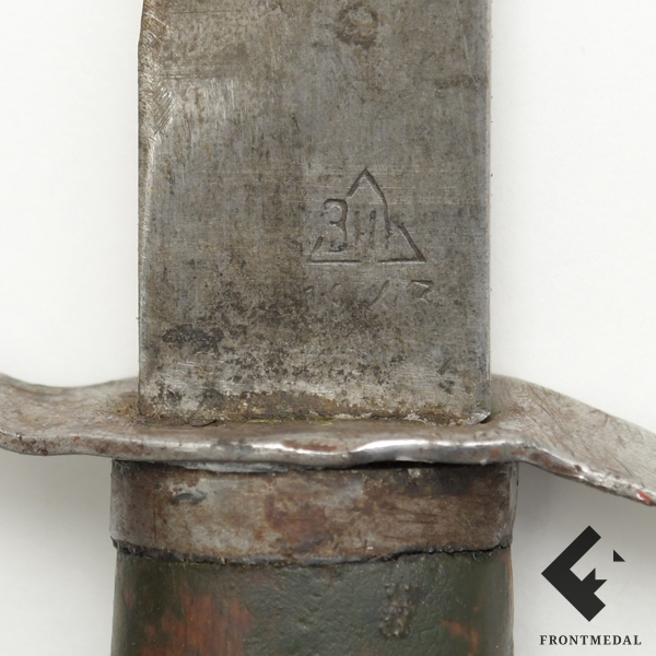 Нож разведчика НР-40 с камуфлированной рукояткой (клеймо ЗИК 1943)