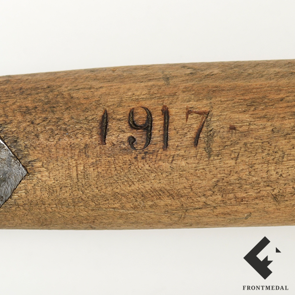 Малая пехотная лопата 1917 года в кожаном чехле из снаряжения РККА