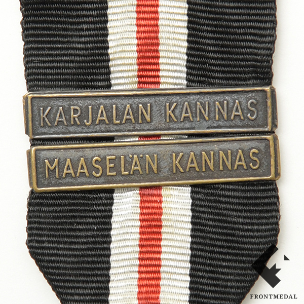Крест 4-й дивизии с планками "Karjalan Kannas" и "Maaselan Kannas"