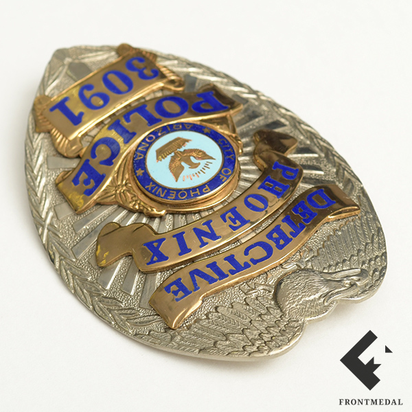   "DETECTIVE PHOENIX POLICE 3091" (, 1990 .)
