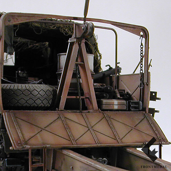 Модель 18-ти тонного тягача "ФАМО" с ковшом