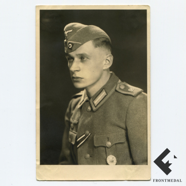 Студийное фото военнослужащего береговой артиллерии Кригсмарине