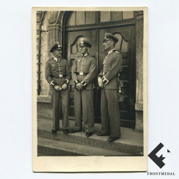 Унтер-офицеры пехоты Вермахта в парадной униформе