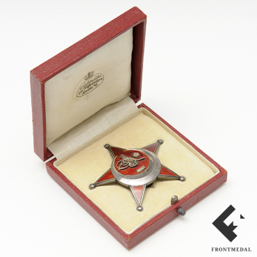 Орден Железного Полумесяца в футляре