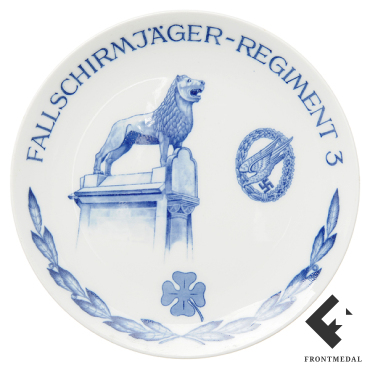 Декоративная тарелка "FALLSCHIRMJÄGER-REGIMENT 3"