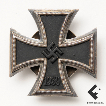 Железный крест 1 кл. обр. 1939 г. на винтовом креплении