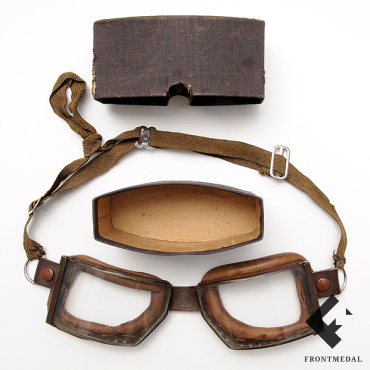 Защитные очки военнослужащего РККА в футляре (1930-40 гг.)