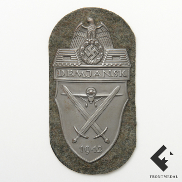 Нарукавный щит "DEMJANSK"
