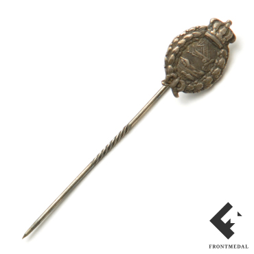 Фрачная версия знака военного пилота ВВС Баварии