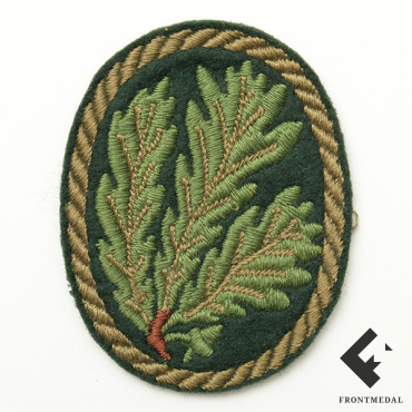 Нарукавный знак Дубовые листья егерей в раннем исполнении