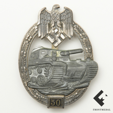 Знак 50 дней танковых атак в серебре (клеймо JFS)