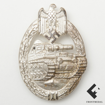 Знак За танковую атаку в серебре (D.H. Mayer's)