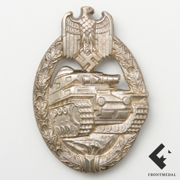 Знак За танковую атаку в серебре (Schauerte & Hohfeld)
