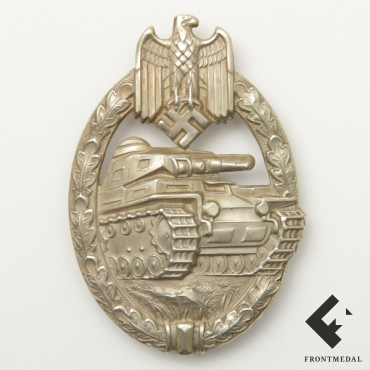 Знак За танковую атаку в серебре (Neusilber, PORSCHE)