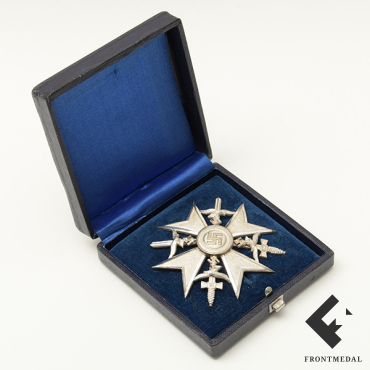 Испанский крест в серебре с мечами в футляре (клеймо 835)